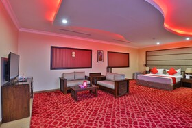 Al Barjas Hotel by OYO Rooms