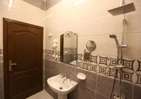 Qasr Al Nabarees ApartHotel