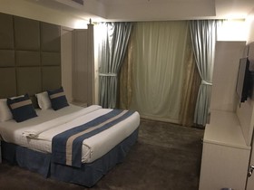 Areen Palace Hotel Al Madina Road