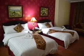 Golden Hotel