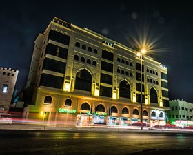 Green Leaf Hotel
