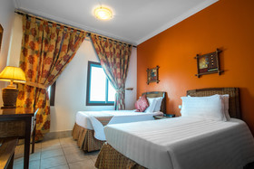 La Fontaine Lagoon Resort