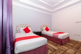 OYO 148 Diamond Beach Hotel