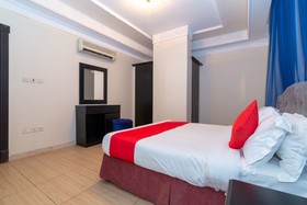 OYO 148 Diamond Beach Hotel