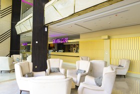 Rose White Hotel