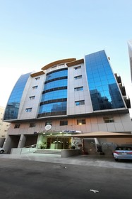 The Blue Rose Hotel by OYO Rooms