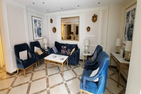 The Blue Rose Hotel by OYO Rooms