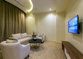 The S Hotel