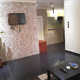 Wed Plaza Hotel Apartments