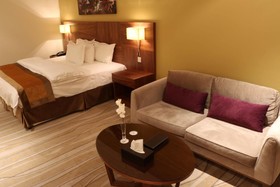 Nawaress Hotel