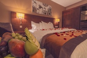 Nawaress Hotel