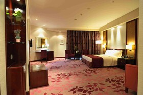 Al Marwa Rayhaan by Rotana