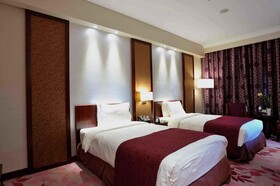 Al Marwa Rayhaan by Rotana