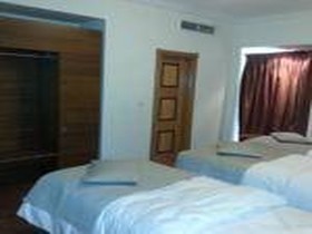 Nour Al Thuria Hotel