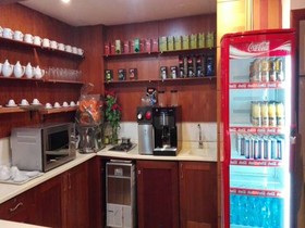 Nour Al Thuria Hotel