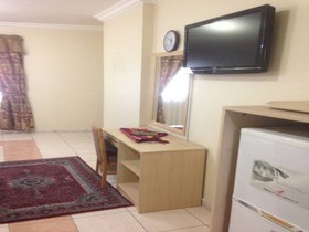 Cristal Al Aseel Hotel