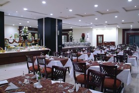 Dorar Al Eiman Royal Hotel