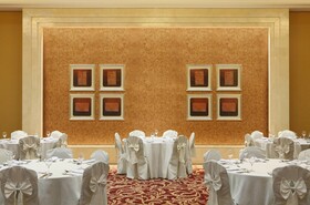 Le Meridien Towers
