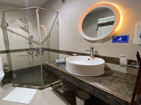 Rizq Palace Hotel
