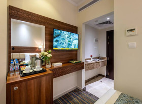 Snood Remaz Hotel