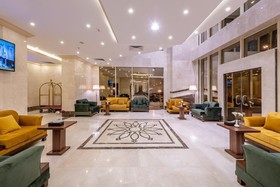 Snood Remaz Hotel