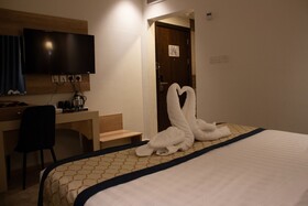 Abraj Almarzam Hotel