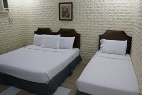 Al Alya Hotel Rooms And Suites