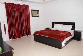 Al Eairy Apartments Madinah 9