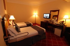 Dar Al Eiman Al Haram Hotel