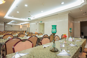 Al Mokhtara Golden Hotel