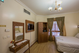 Al Mokhtara Golden Hotel