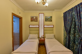 Al Mokhtara Golden Hotel