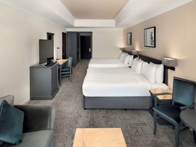 Anwar Al Madinah Mövenpick Hotel