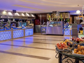 Anwar Al Madinah Mövenpick Hotel