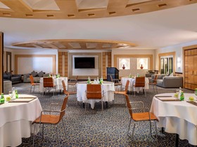 Anwar Al Madinah Mövenpick Hotel