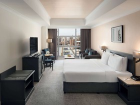 Anwar Al Madinah Mövenpick Hotel