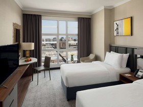 Anwar Al Madinah Mövenpick Hotel