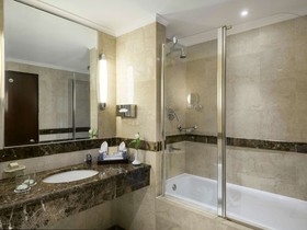 Anwar Al Madinah Mövenpick Hotel