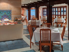 Anwar Al Madinah Mövenpick Hotel