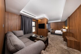 E hotel