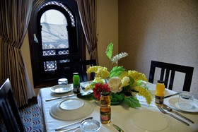 Elaf Al Majeedi Hotel