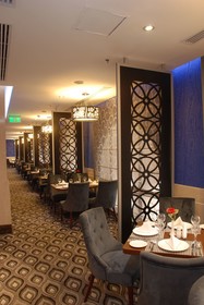 Gloria Al Madinah Al Fayro Al Mass Hotel