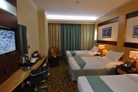 Gloria Al Madinah Al Fayro Al Mass Hotel