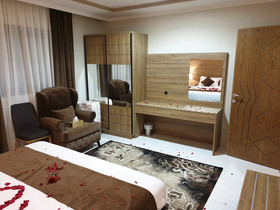 Medina Diamond Suites by OYO