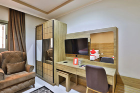 Medina Diamond Suites by OYO