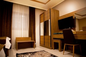 Medina Diamond Suites