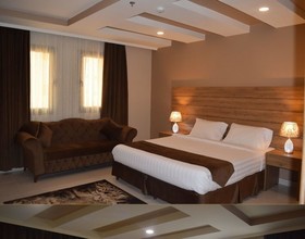 Medina Diamond Suites