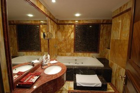 Maden Hotel