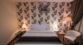 Zowar International Hotel