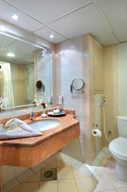 Zowar International Hotel